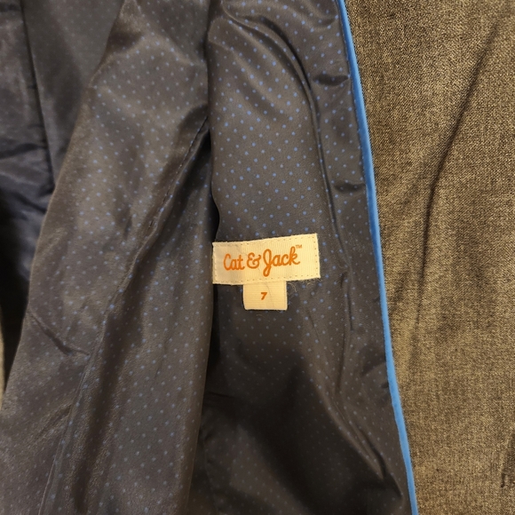 Cat & Jack Gray Suit - Size 7 - Picture 4 of 7